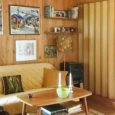 7 Person In Sortland-by Traum