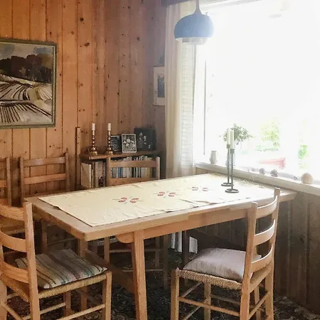 7 Person In Sortland-by Traum *