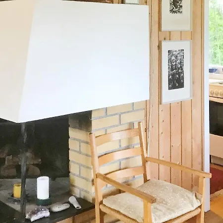 7 Person In Sortland-by Traum